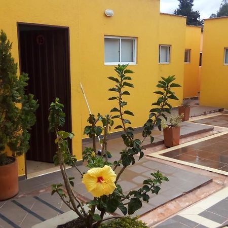 Hostal El Hangar Rionegro Exterior photo