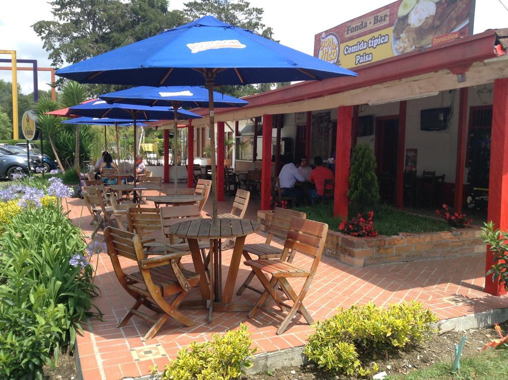 Hostal El Hangar Rionegro Exterior photo